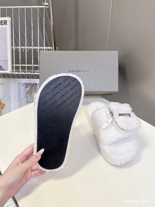Balenciaga 2025 SS Couple Edition Coca-Cola Fur Slides - KFY00230
