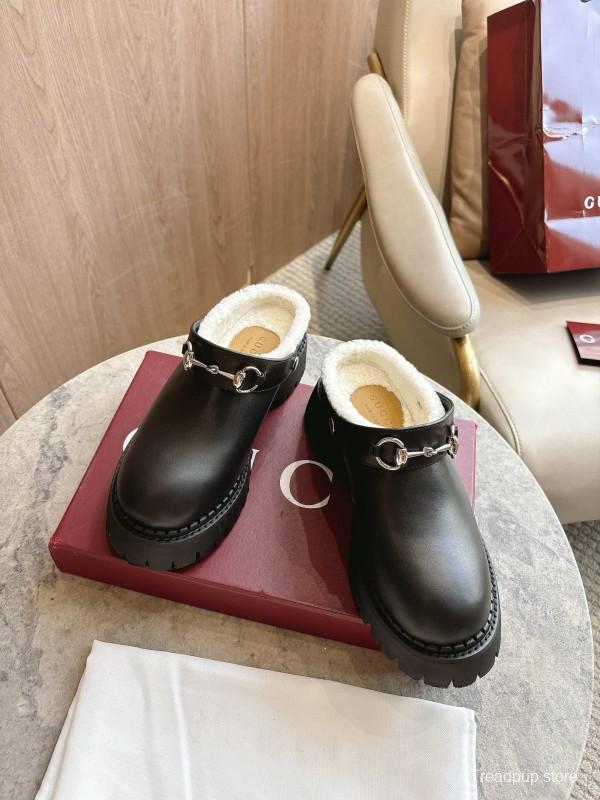 Gucci Mule Shoes with Horsebit Detail - LY00320