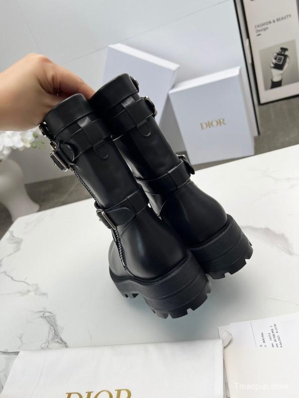 Dior 2025 SS Retro British Style Brogue New Knight Boots - LY00400