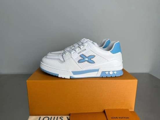 Louis Vuitton 2025 SS Replica Luxury Sneakers with Signature Logo - YC