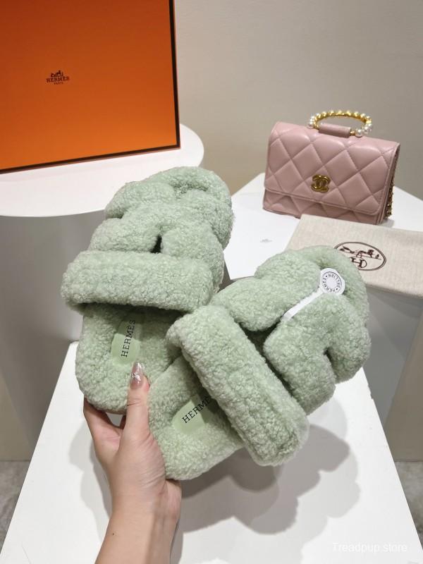 H Love Erjiu Full Wool Slippers with Slightly Curled Fur - LY00270