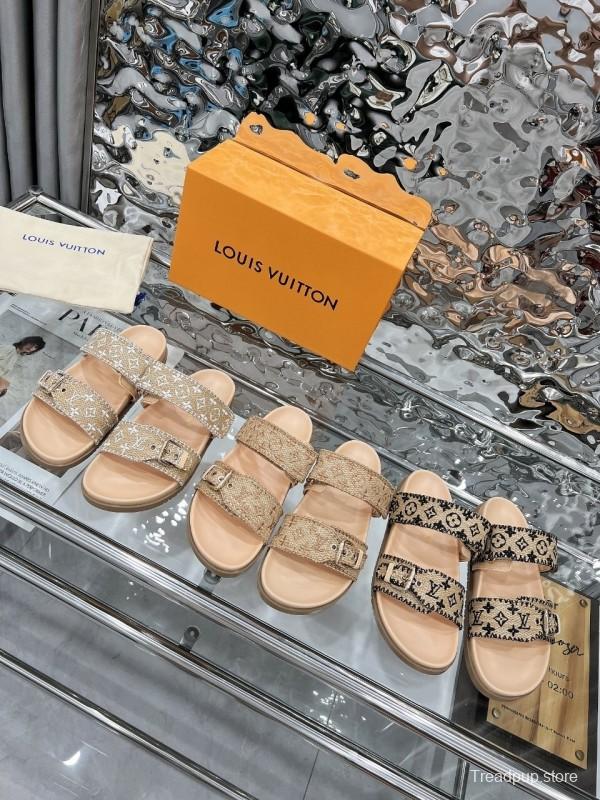 Louis Vuitton 2025 Spring/Summer New Slippers with Embroidered Design and 4cm Platform - LY00250
